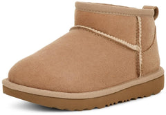 UGG Unisex-Child Classic Ultra Mini Platform Boot, Sand Little Kid