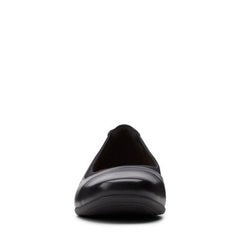 Un Darcey Cap2 Black Leather - 26155007 by Clarks